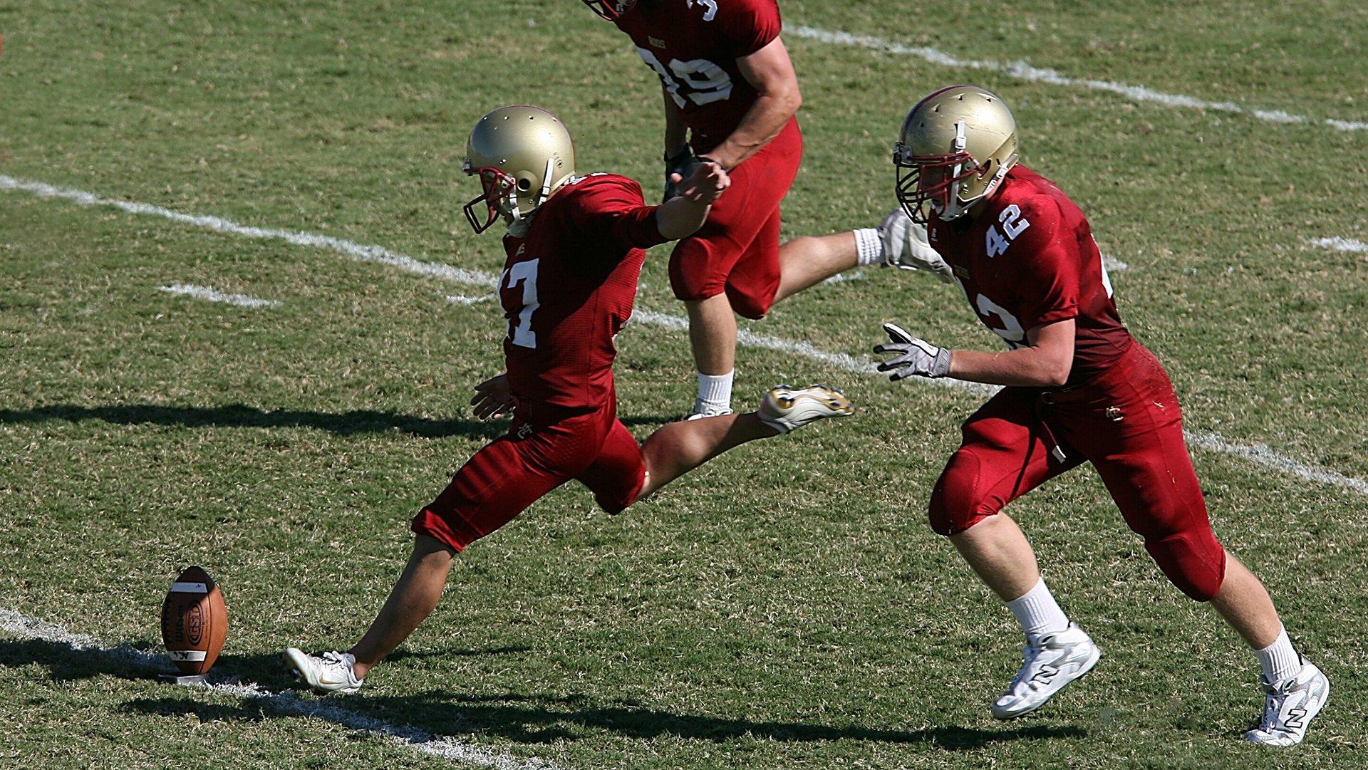 小贝林接刀山球犯规染红!科瓦奇痛批科贝尔传球失误致多特蒙德失分